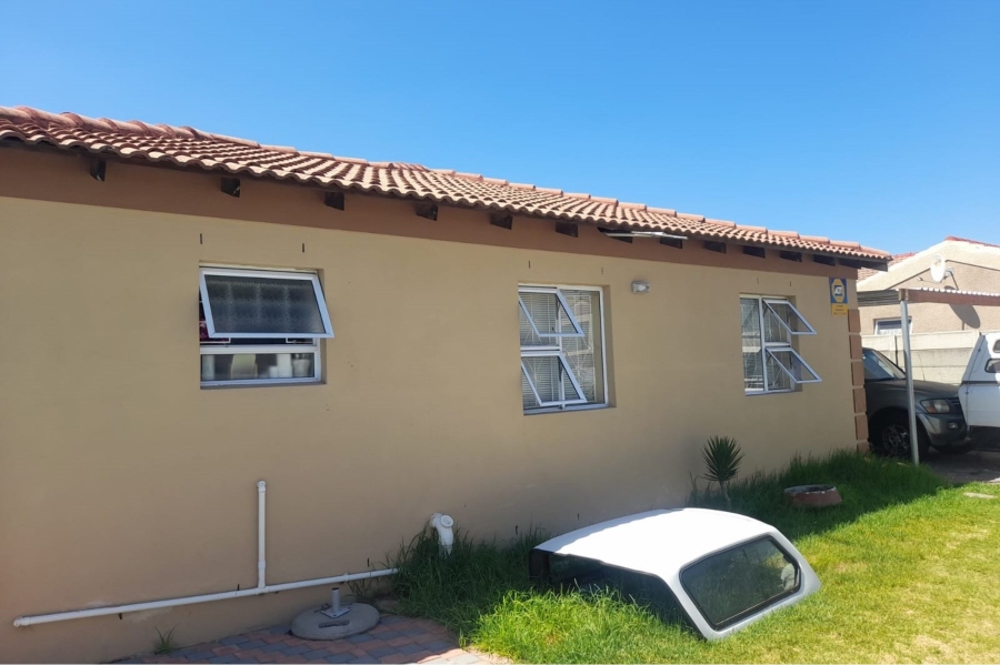 3 Bedroom Property for Sale in Vredelust Western Cape